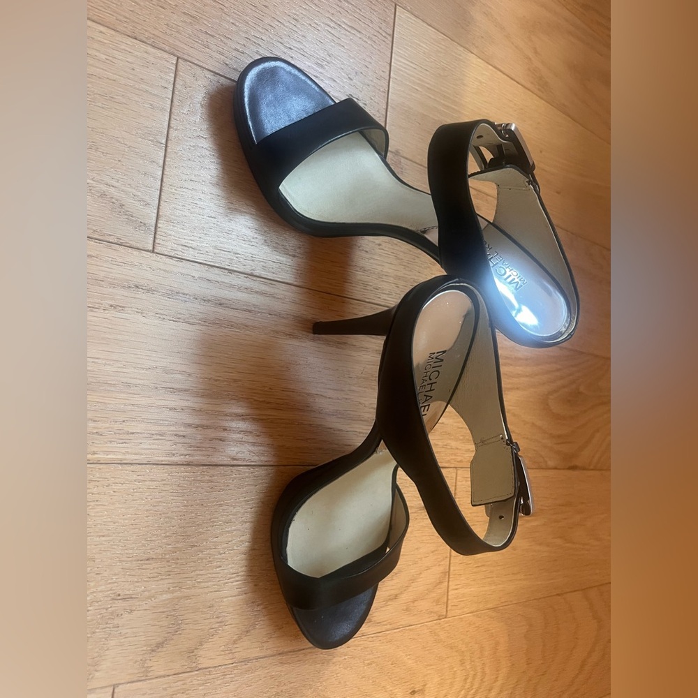 NWT Michael Kors Beverly Mule size 7